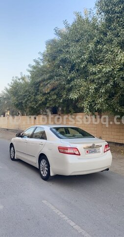 2011 تويوتا كامري