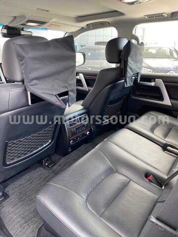 2017 Toyota Land Cruiser