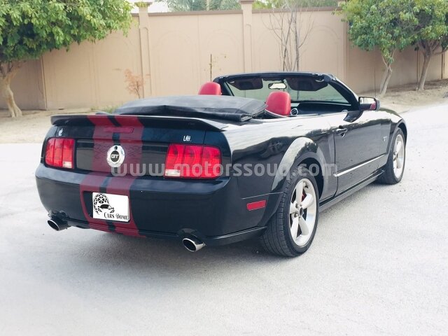 2006 فورد موستانج