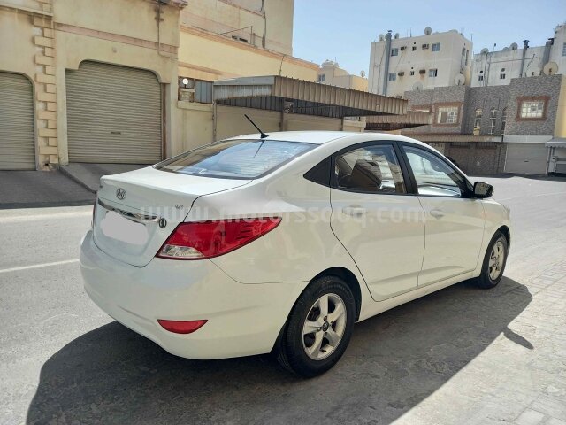 2016 هيونداي أكسنت