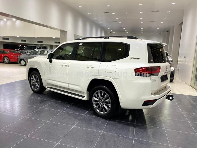 2022 Toyota Land Cruiser