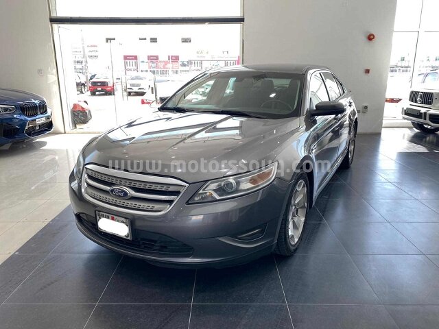 2011 Ford Taurus