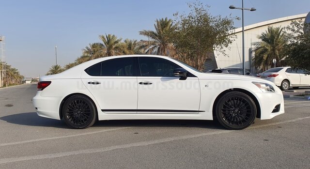 2015 Lexus LS