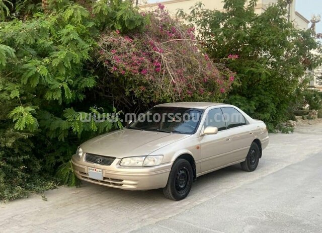 1999 تويوتا كامري