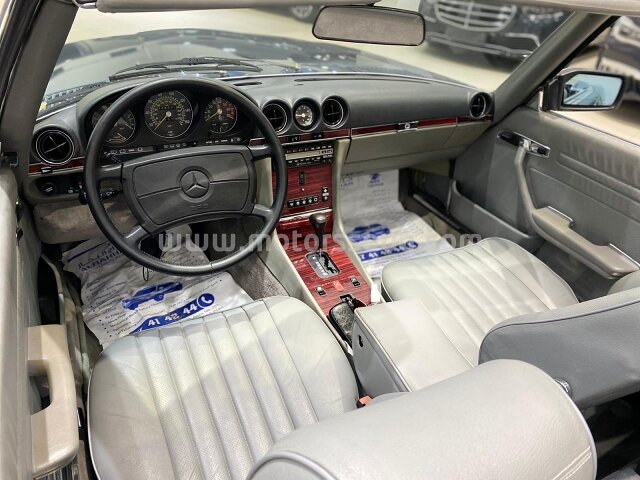 1986 Mercedes-Benz SL Class