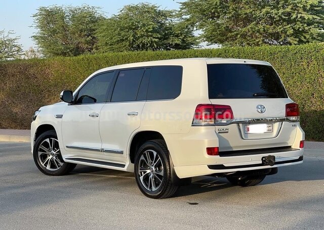 2020 Toyota Land Cruiser