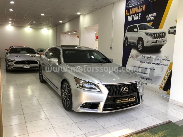 2013 Lexus LS