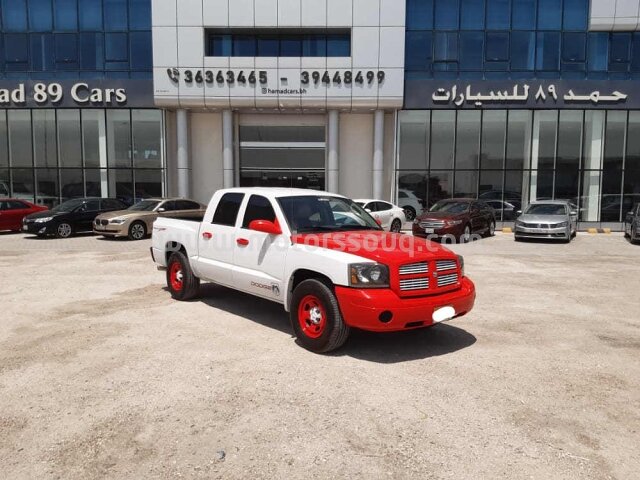 2005 دودج داكوتا