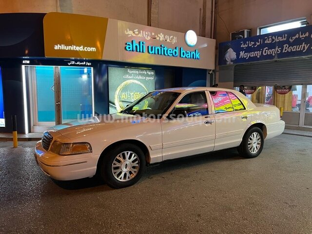 2003 فورد كراون فيكتوريا