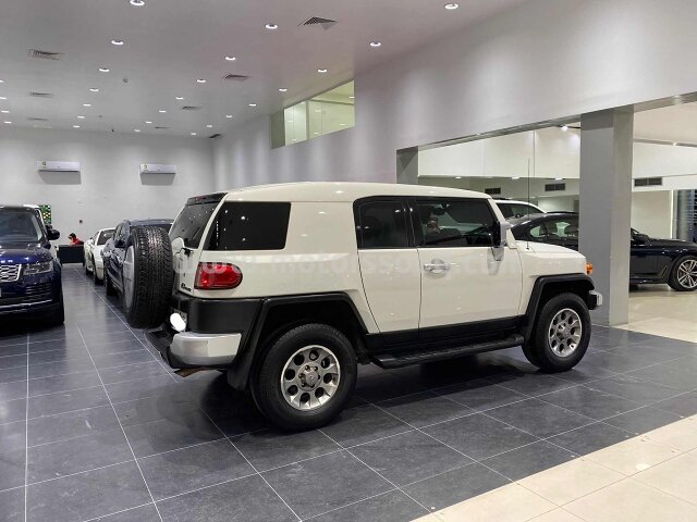 2012 Toyota FJ