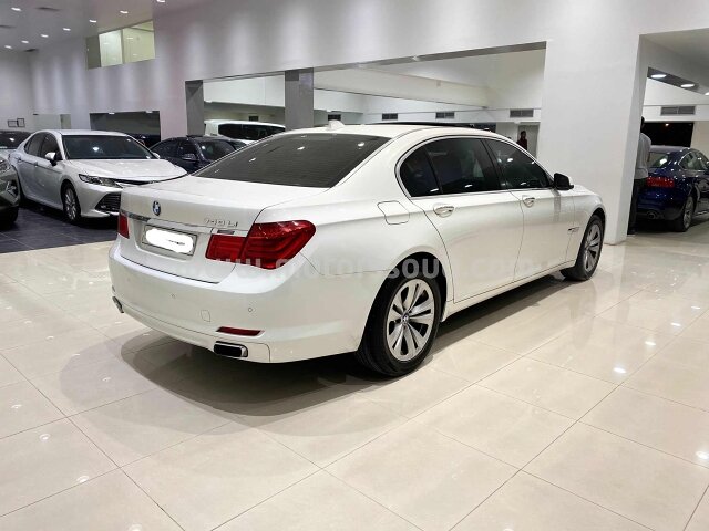 2011 BMW 7-SERIES