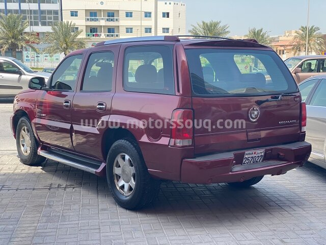 2005 كاديلاك إسكاليد