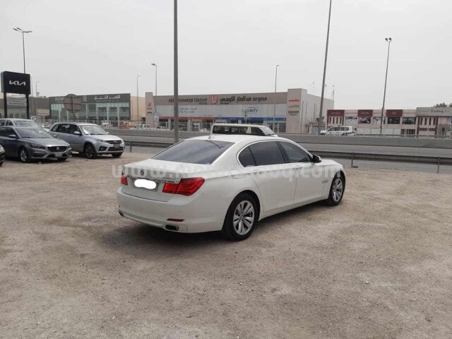 2012 بي إم دبليو الفئة السابعة