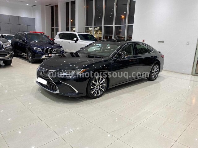 2019 Lexus ES