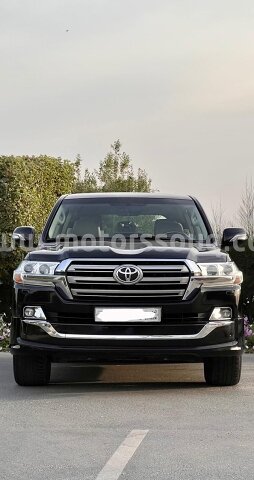 2018 Toyota Land Cruiser