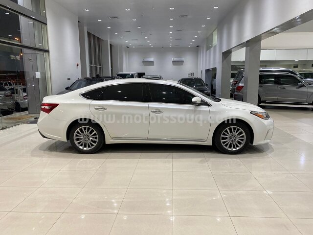2017 Toyota Avalon