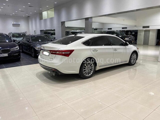 2017 Toyota Avalon