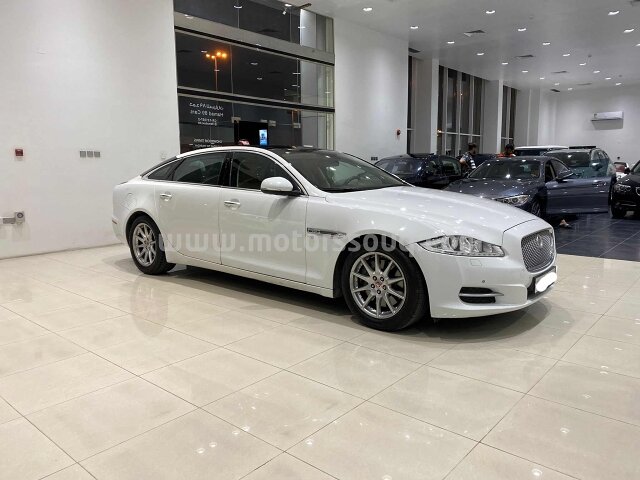 2015 Jaguar XJ
