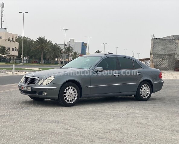 2005 Mercedes-Benz E