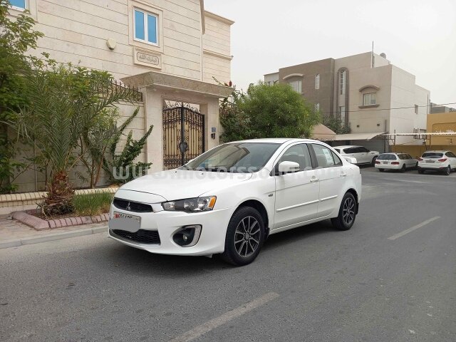 2017 ميتسوبيشي لانسر