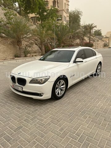 2012 BMW 740