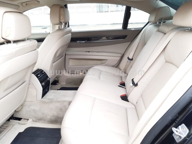 2013 BMW 7-SERIES