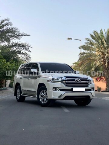 2017 Toyota Land Cruiser