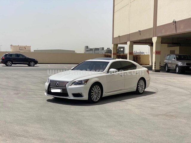 2014 Lexus LS