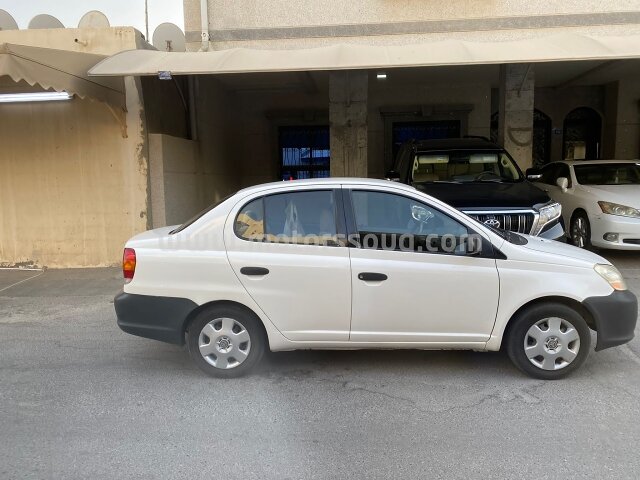 2005 تويوتا إيكو