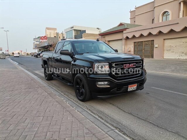 2017 GMC Sierra