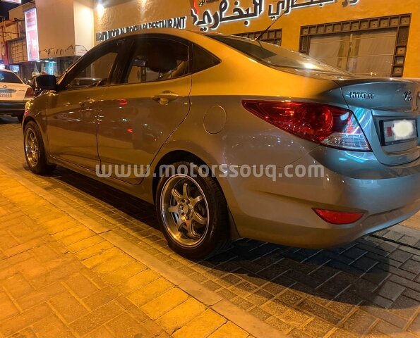 2012 هيونداي أكسنت