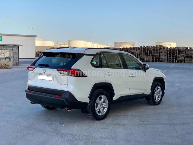 2019 تويوتا راف 4