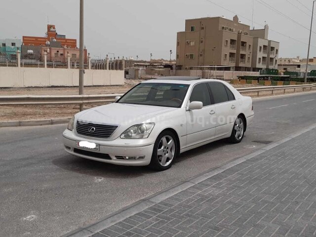 2004 Lexus LS