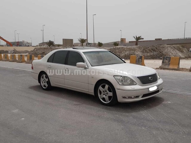 2004 Lexus LS