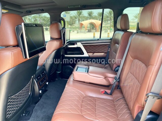 2017 تويوتا لاند كروزر
