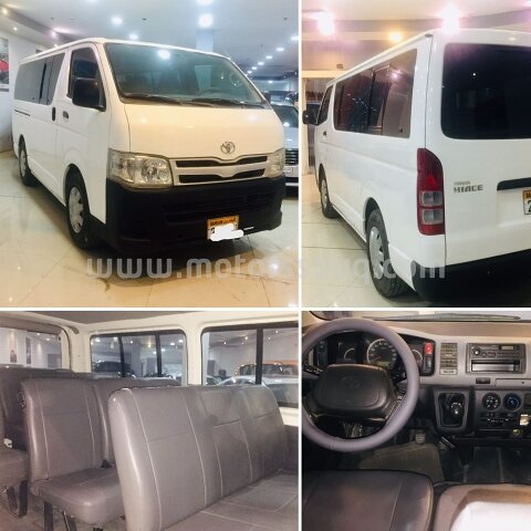 2011 تويوتا هايس