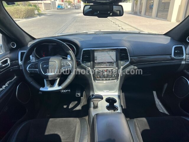 2015 جيب جراند شيروكي