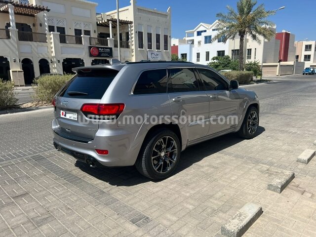 2015 جيب جراند شيروكي