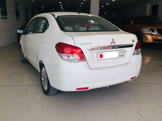 2017 Mitsubishi Attrage