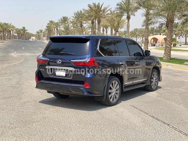 2016 Lexus LX