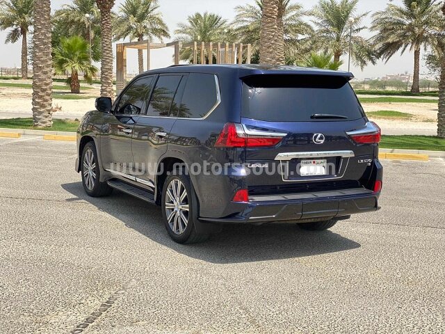 2016 Lexus LX