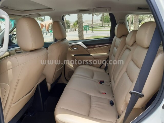 2017 Mitsubishi Magna