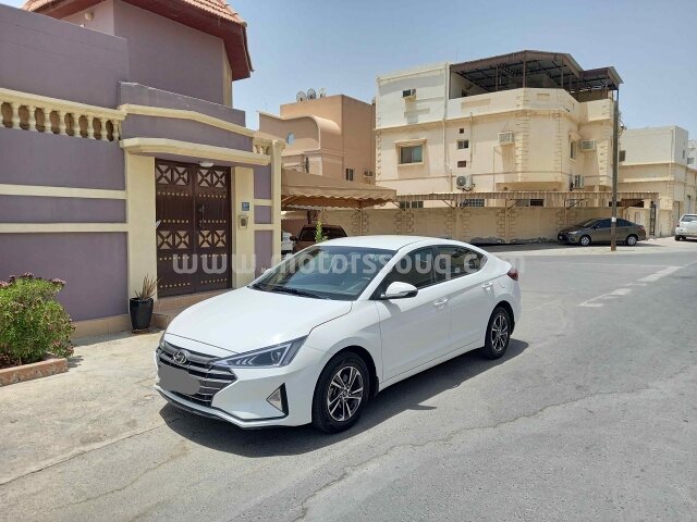 2019 هيونداي إلنترا