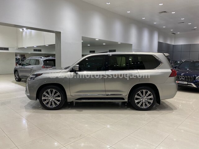 2017 Lexus LX