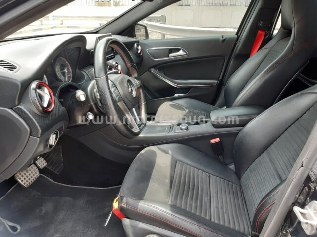2015 Mercedes-Benz A