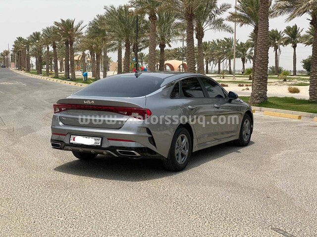 2022 KIA Optima