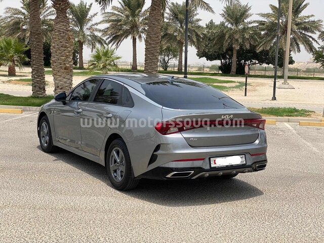 2022 KIA Optima