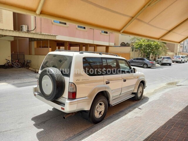 2001 Toyota Prado
