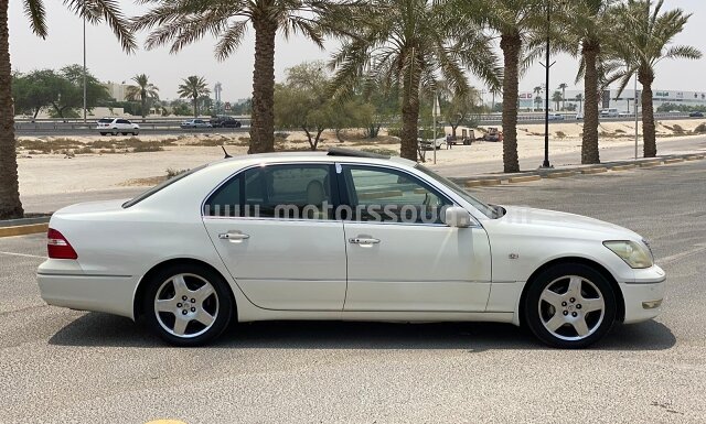 2005 لكزس إل إس