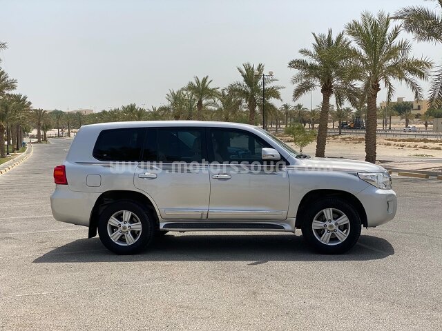 2015 Toyota Land Cruiser